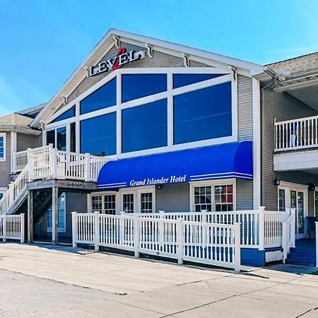 Grand Islander Hotel Пут-ин-Бей Экстерьер фото